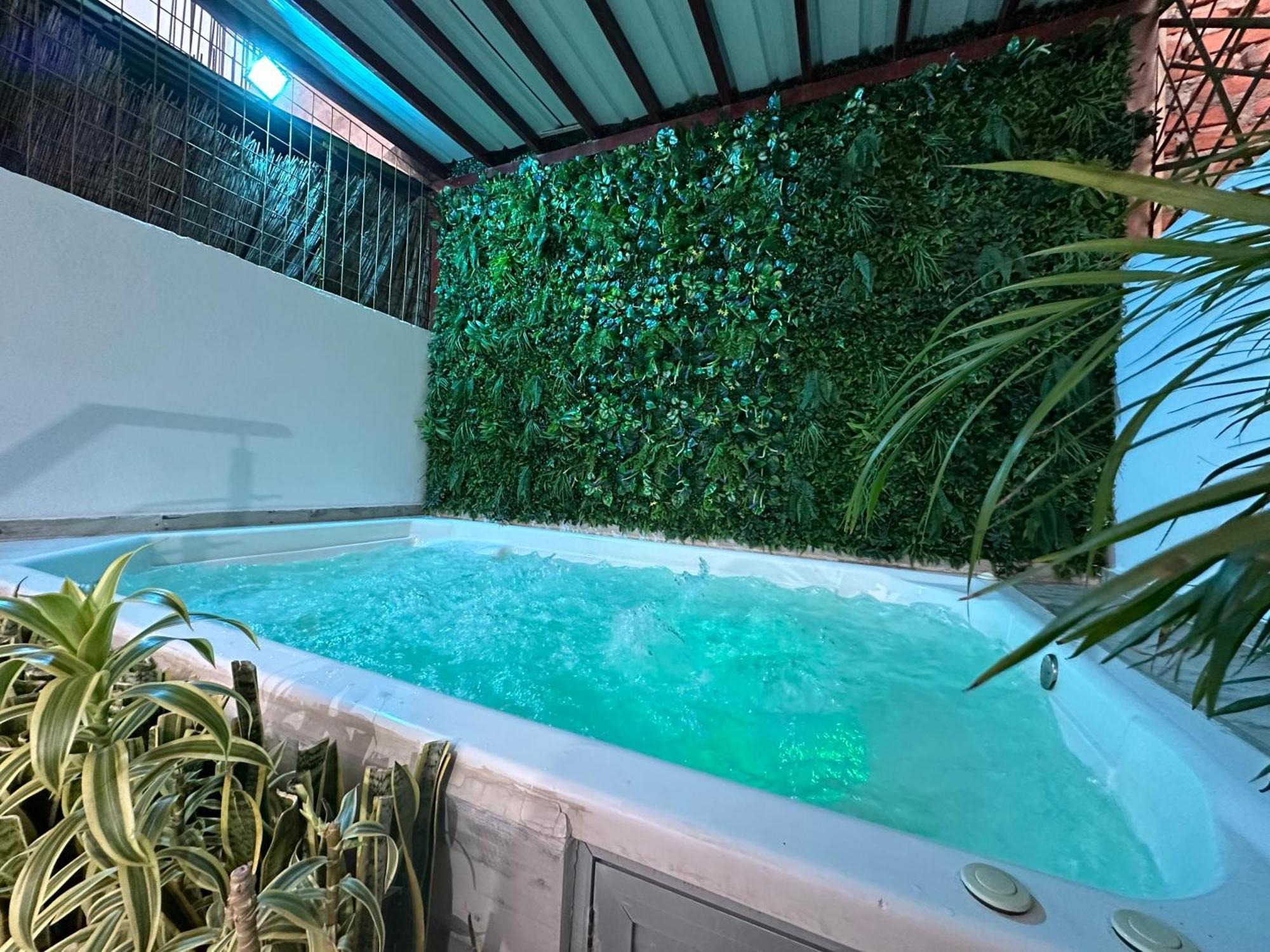 Paris Carre Hotel